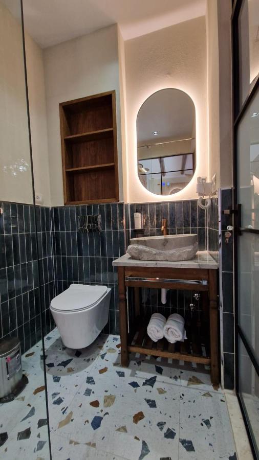 Bujtina Behram Hotel *